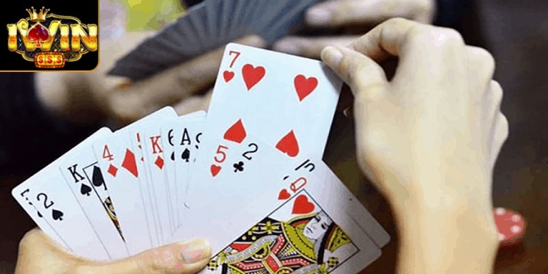 Cách chơi phỏm đơn giản ăn tất hết tiền mọi đối thủ 3 Luật và cách chơi phỏm cơ bản game thủ cần phải biết